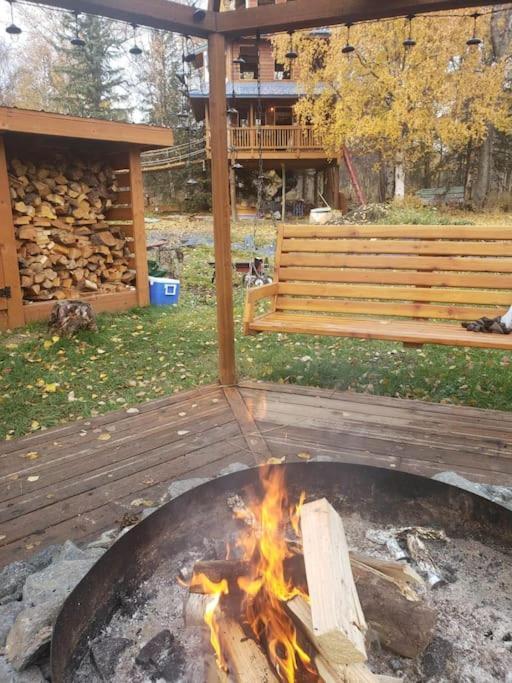פלמר The Eagle'S Nest Treehouse Cabin מראה חיצוני תמונה
