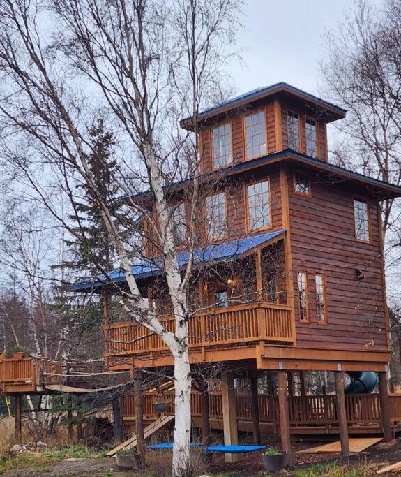 פלמר The Eagle'S Nest Treehouse Cabin מראה חיצוני תמונה