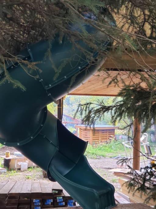 פלמר The Eagle'S Nest Treehouse Cabin מראה חיצוני תמונה