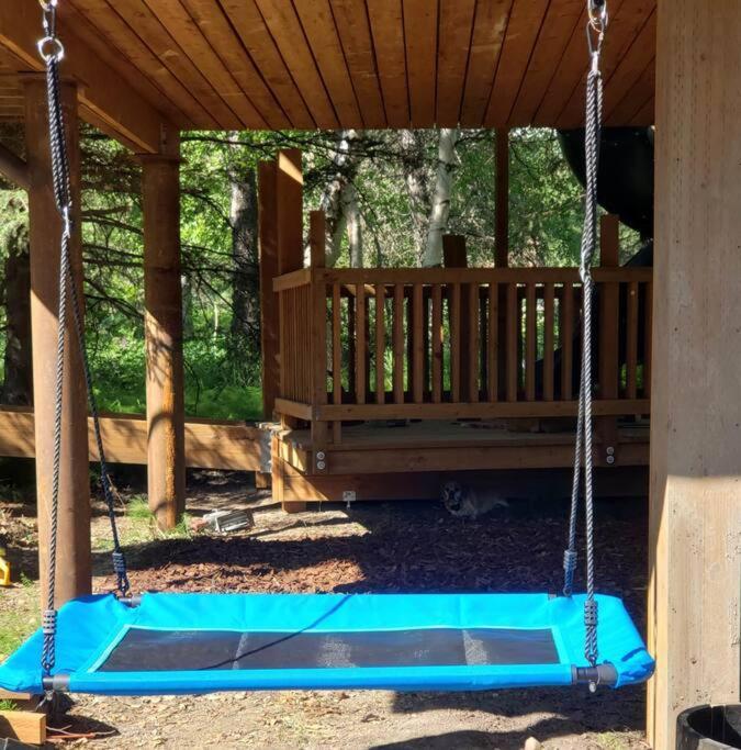 פלמר The Eagle'S Nest Treehouse Cabin מראה חיצוני תמונה